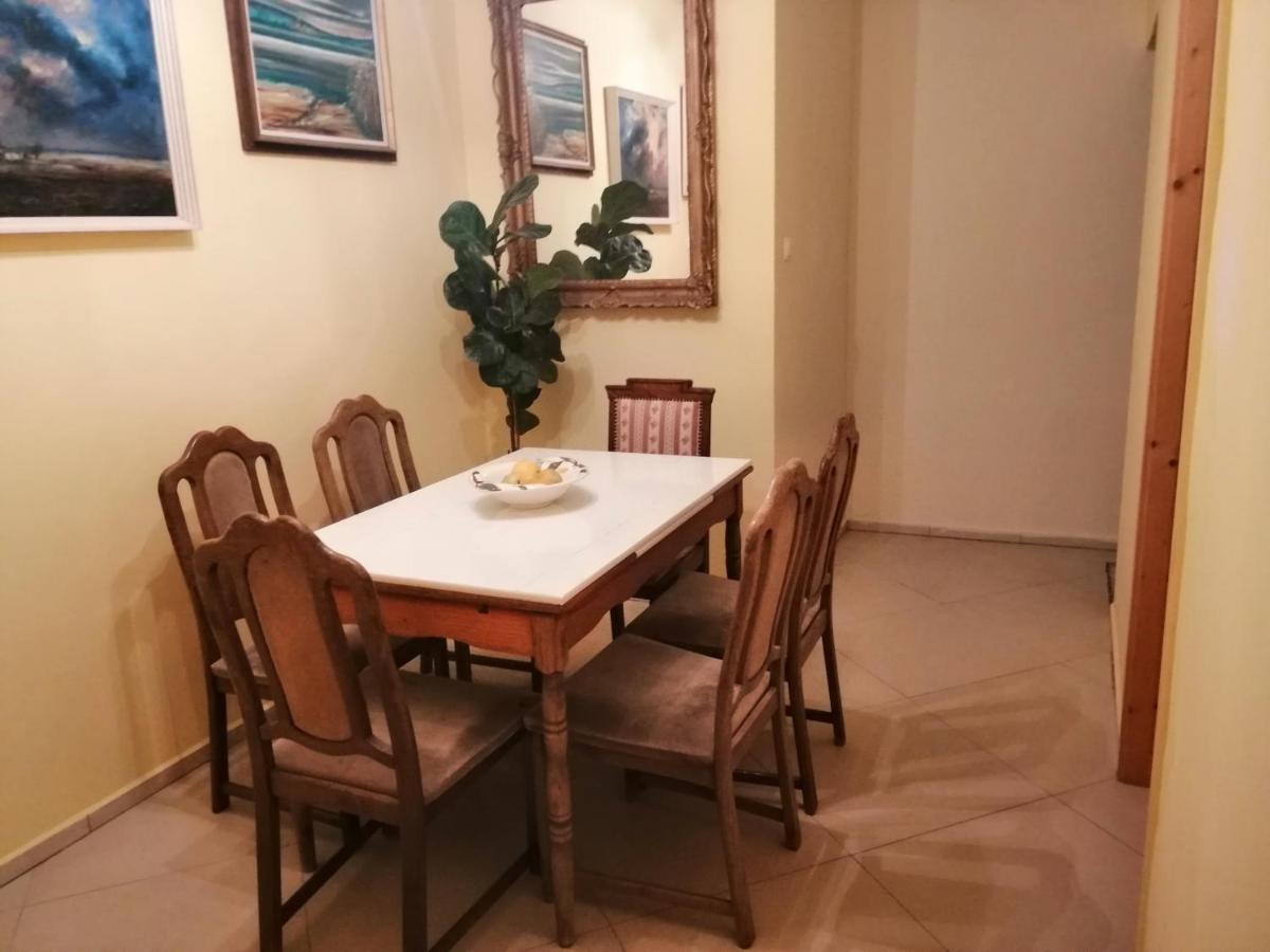 Vizaknai Apartmanhaz Székesfehérvár Exterior foto