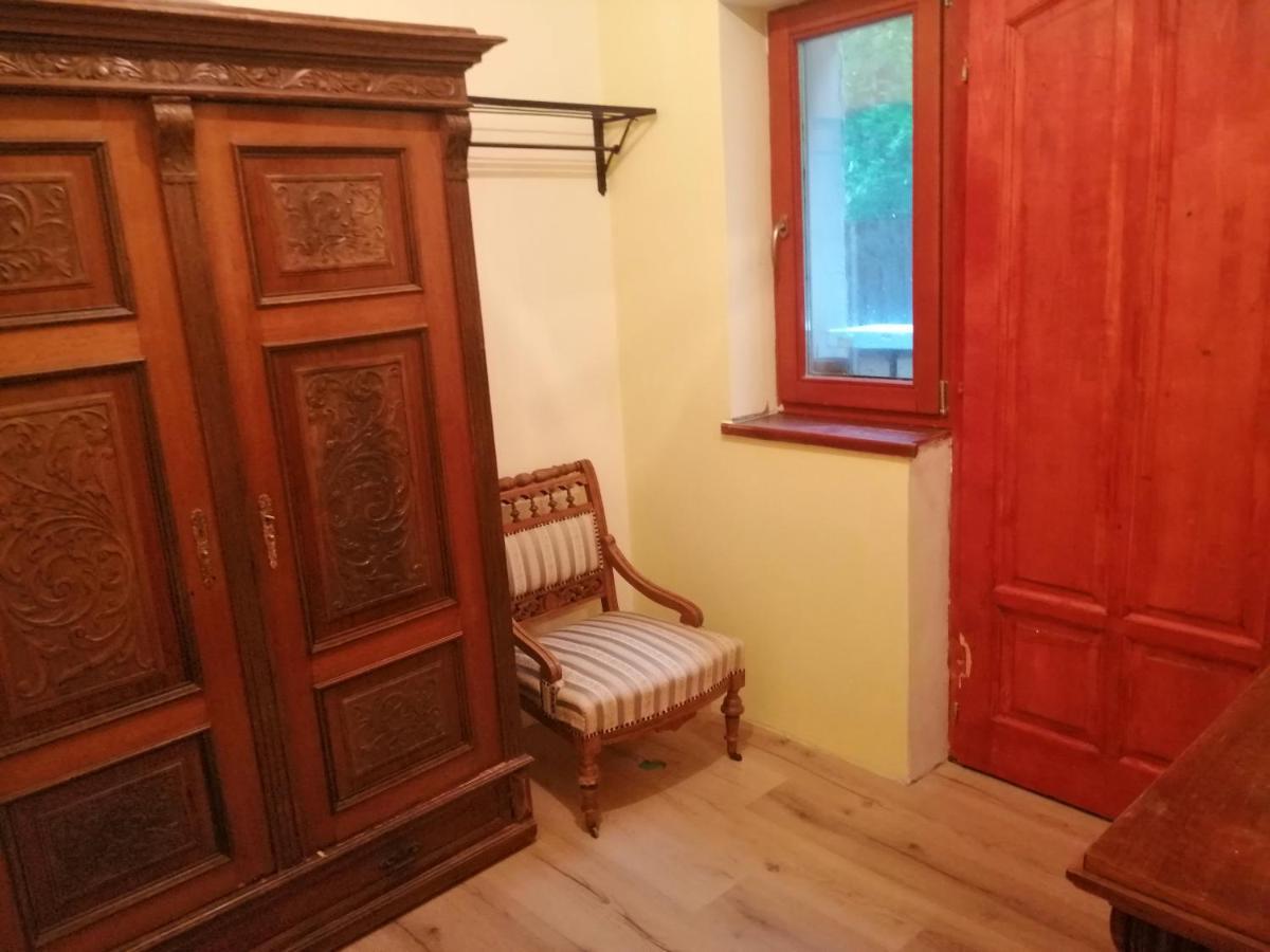 Vizaknai Apartmanhaz Székesfehérvár Exterior foto